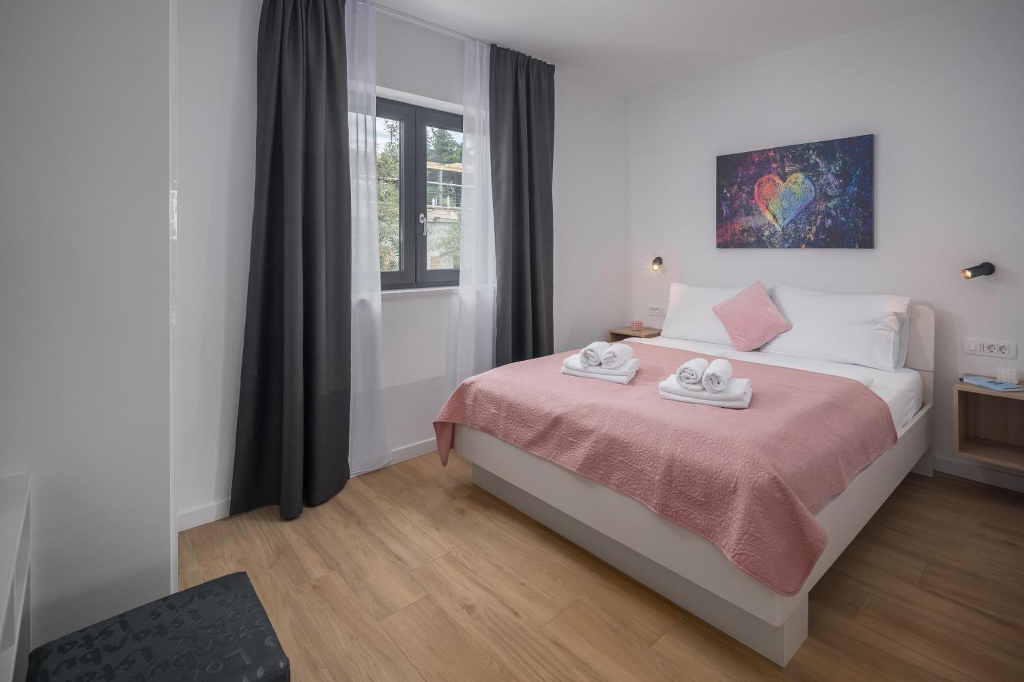 Lana Premium Residence 2 Пореч Экстерьер фото